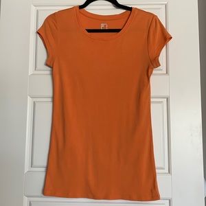 Orange lightweight t-shirt. JCPenney Size Small
